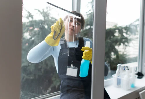 Nettoyage de vitres intérieures et extérieures à Sacy-le-Grand